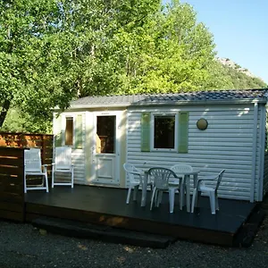  Camping Le Chambron